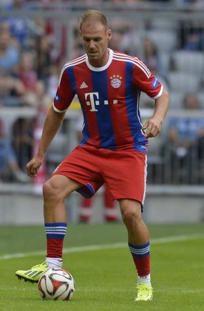 旧留在巴萨 旧留在巴萨