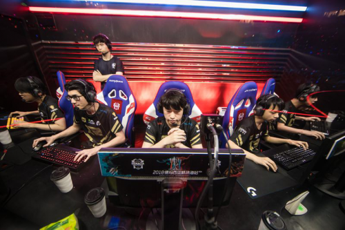 巴黎的进攻 巴黎的进攻